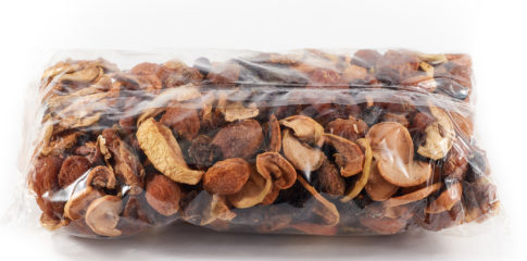 Компотная смесь с яблоками, вишней и курагой